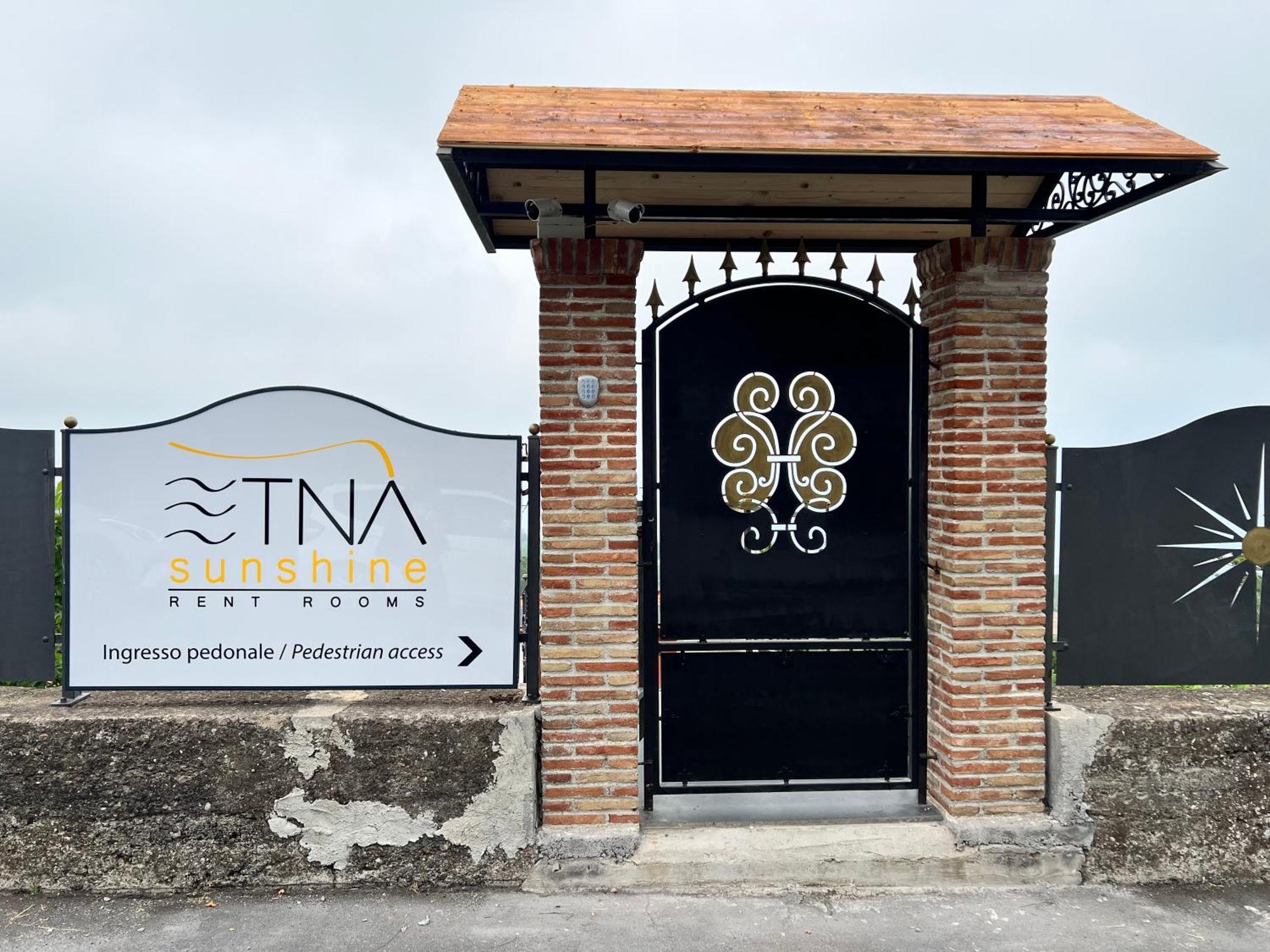 Etna Sunshine Rent Rooms Puntalazzo Kültér fotó